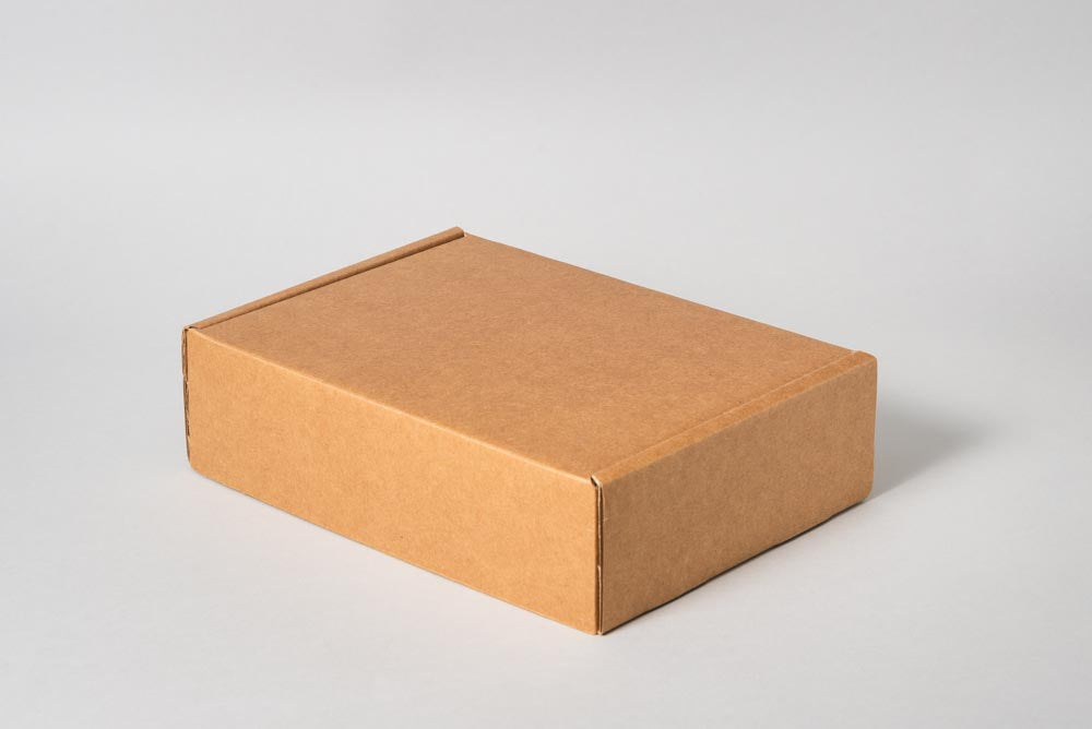 235 x 175 x 87 mm; gofra brūna 3mm, iepakojumā 50gb